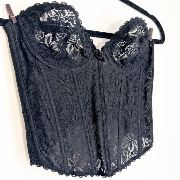 Frederick's of Hollywood Other - Vintage Frederick's of Hollywood Black Lace Corset with Boning, Rosette